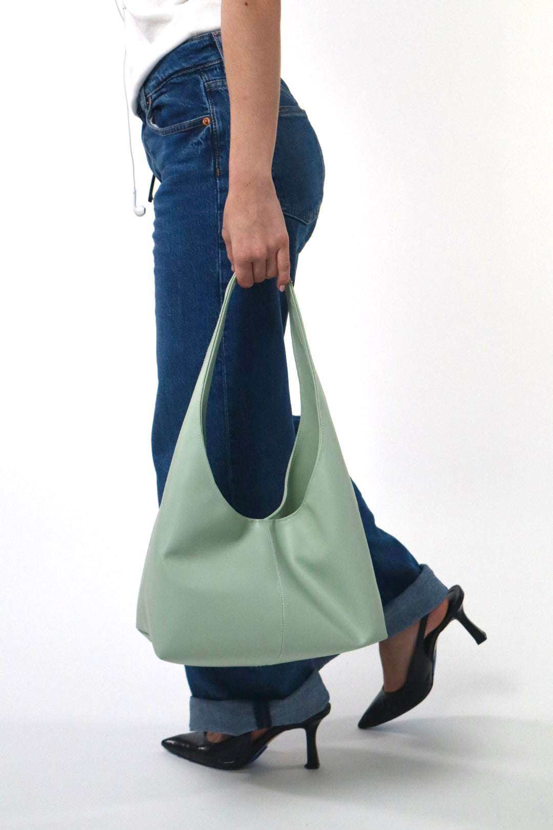 Ova Bag in shade "Menta"